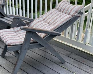 4 Patio chairs that recline - side table and one ottoman 