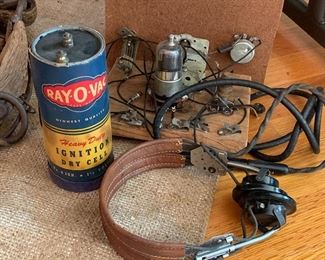 Vintage Ray-O-Vac Ignition Dry Cell and what ever this is. 