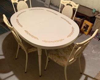 Vintage kitchen table & chairs
