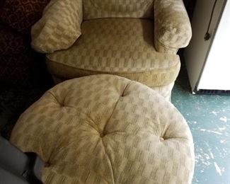 Henredon sofa and matching ottoman. $1,000 - everything included (2 sofas, 1 chair and matching ottoman) 