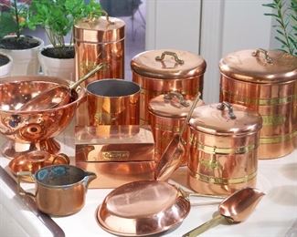 Copper kitchen counter canisters and accessories