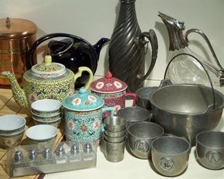 Pewter service, porcelain teapots