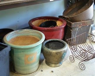 Large glazed ceramic pots, brass and hammered copper tub