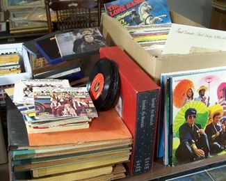 Vintage vinyl records 45's, 33 LPs, 78's