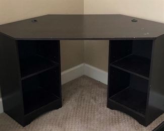 Corner Desk