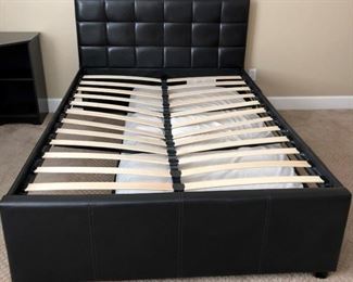 Padded Headboard w Trundle