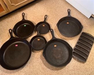 4 Wagner Frying Pans