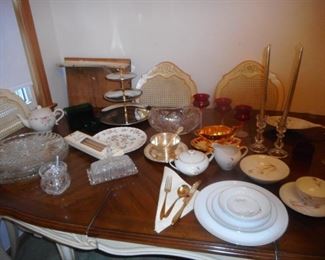 Entertaining Serve Ware