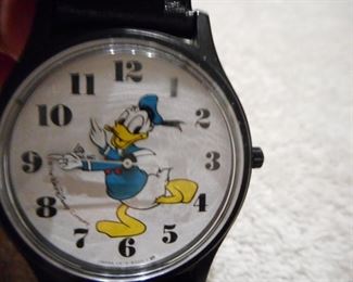 RARE and Donalds Hands Move..Donald Duck Watch