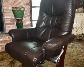 Bench Master Recliner