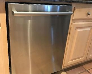  Dishwasher (for sale but must be removed at a later date)