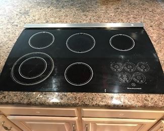 Cooktop (for sale but must be removed at a later date) 