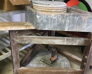Old pottery wheel