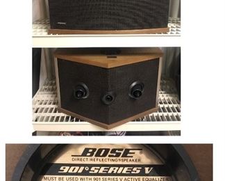 Vintage Bose 901° Series V speakers 