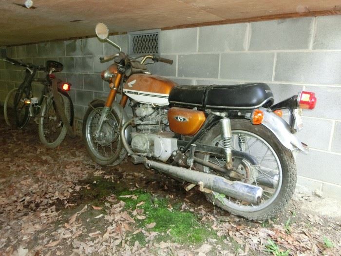 Restorable 1971 Honda CB175 - Eligible for Antique tag.