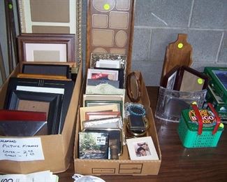 PHOTO FRAMES