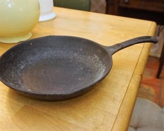 Wagner cast iron skillet