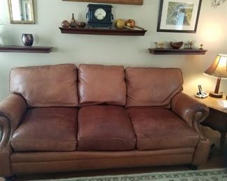 Very nice leather sofa