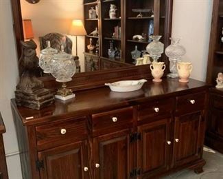 Ethan Allen Old Tavern