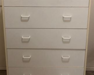 5-Drawer Dresser