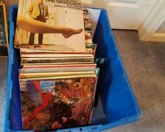 Large assortment of 70s records 