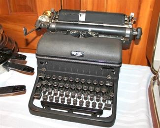 #39 - Vintage Royal KMM Typewriter