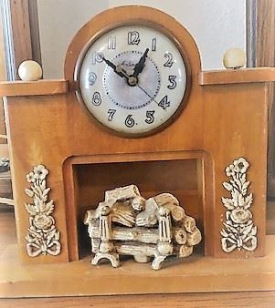 1940s Vintage Mantle Clock