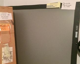 Do-Lite Projector Screen