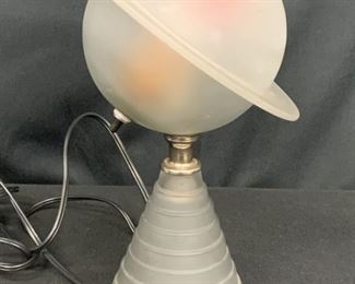 1939 WORLD’S FAIR HOUZE FROSTED GLASS LAMP