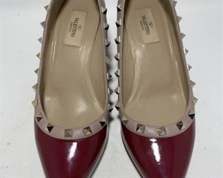 CLASSIV BALENTINO STUDDED PUMPS 7 1/2