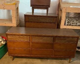 Mid Century Modern Dresser, Chest of Drawers & Night Stand made by Bassett