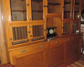LARGE CIGAR STORE CABINET !!! 