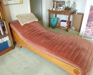 Antique fainting couch