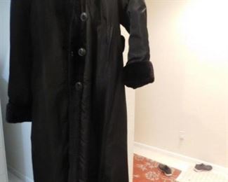 Sak's 5th Ave Fur Collection Reversible Mink Fur Winter coat