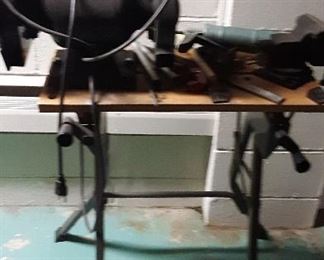 BENCH GRINDER