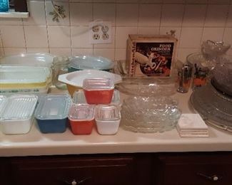 PYREX BAKEWARE