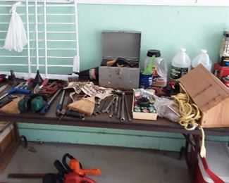 HAND TOOLS