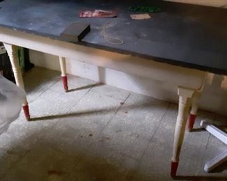 WOOD FARM TABLE