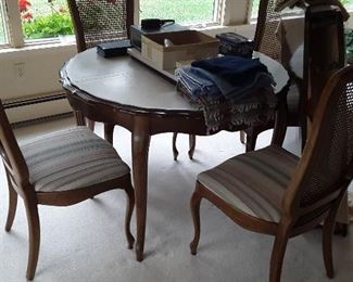 DREXEL DINING SET