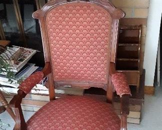 EASTLAKE SIDE CHAIR
