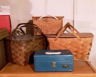 VINTAGE BASKETS, OLD PAL TACKLE BOX