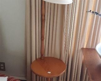 WOOD SHAKERS LAMP