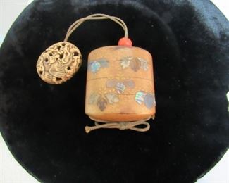 Japanese Inro Medicine Box w/Netsuke