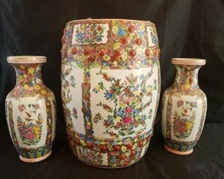 2 Asian ceramic vases and ceramic table base