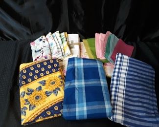 Table linens, new or excellent condition