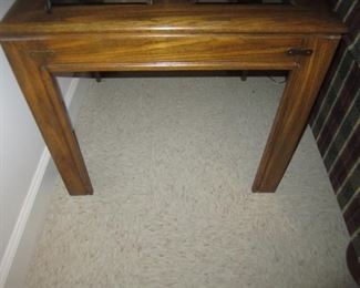 SIDE TABLE