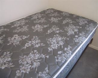 TWIN MATTRESS SET