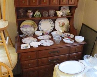 China cabinet and glassware items