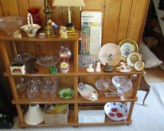 Glassware and bookshelf