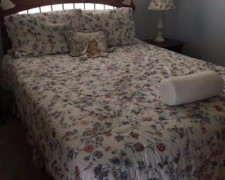 queen size bed
